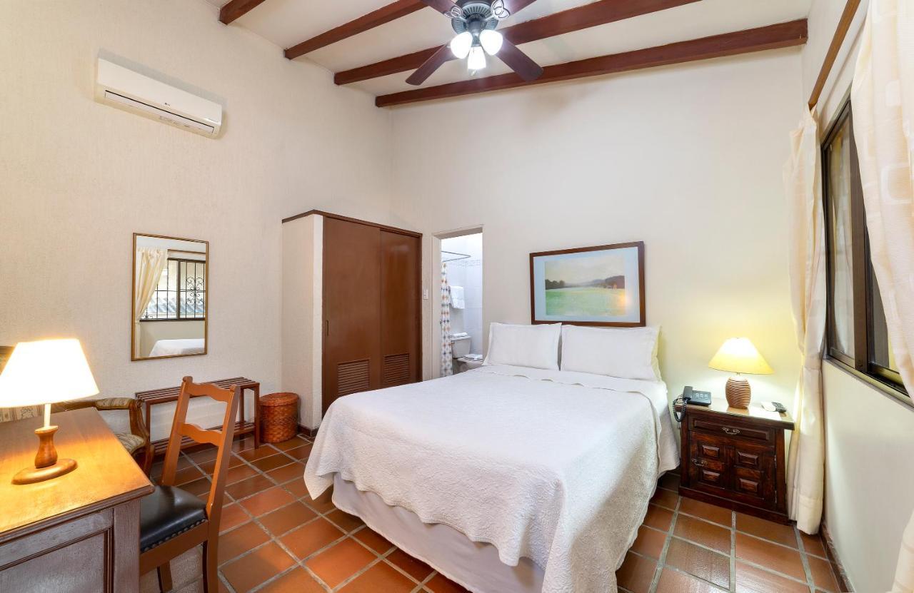 Hotel Stein Colonial กาลี ภายนอก รูปภาพ