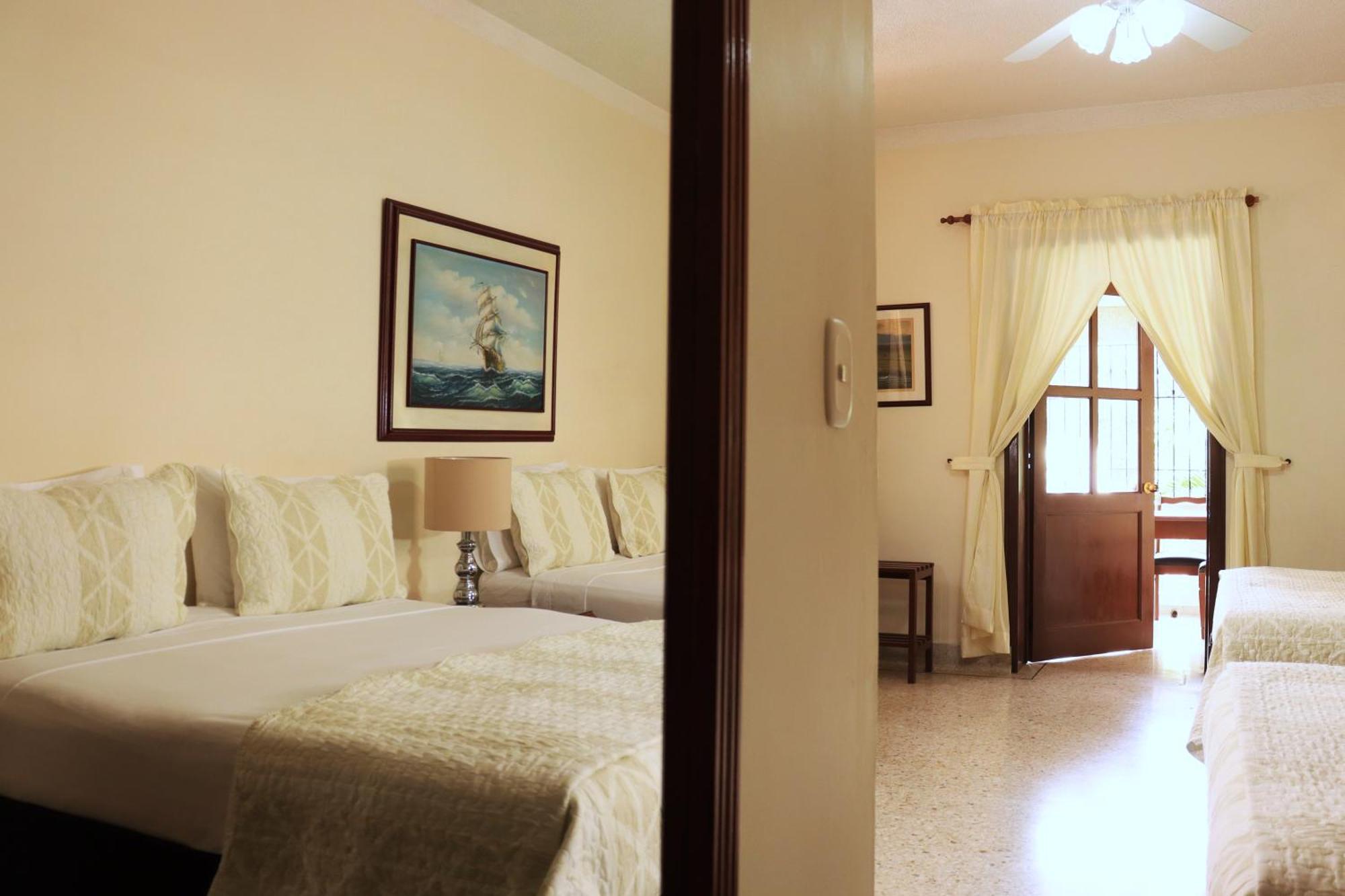 Hotel Stein Colonial กาลี ภายนอก รูปภาพ