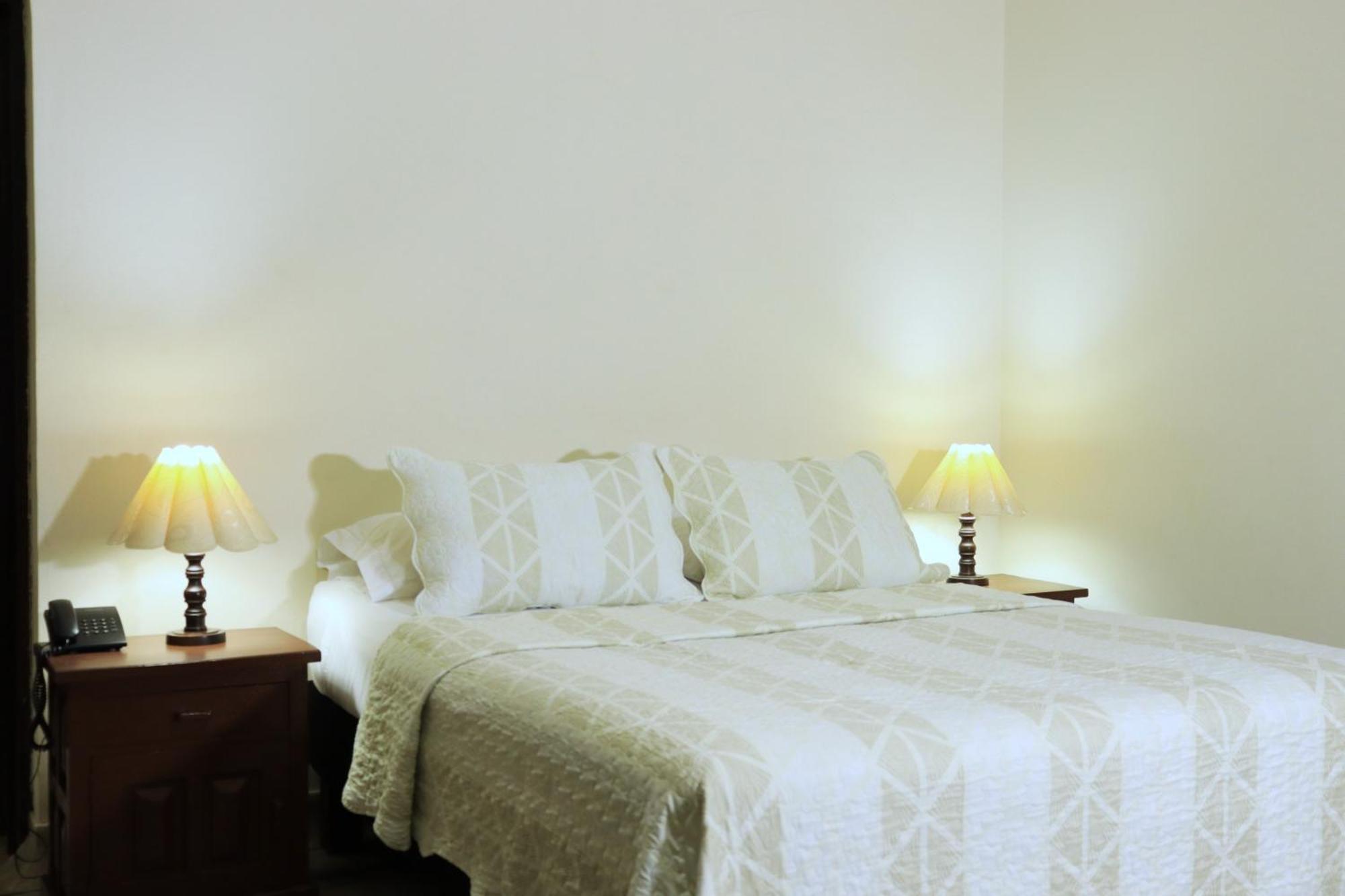 Hotel Stein Colonial กาลี ภายนอก รูปภาพ